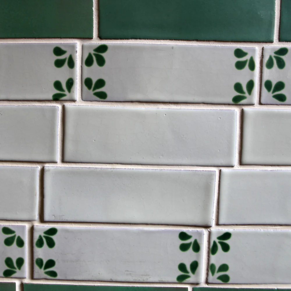 Claro green brick tile - Image 4