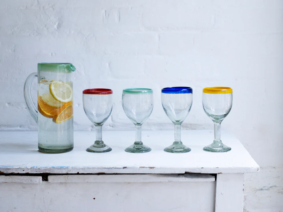 Clear & red rim wine glass - Image 4