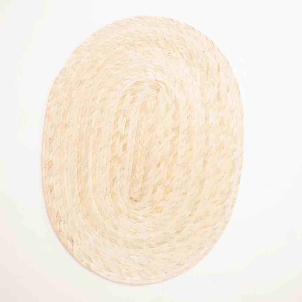 Cream table mat