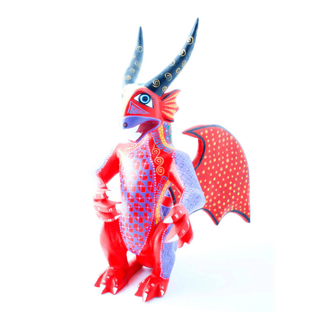 Wooden red dragon by Gaspar Calvo Fabian